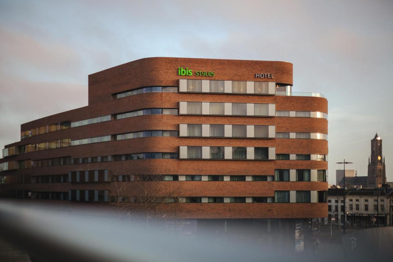 ホテル Ibis Styles Arnhem Centre エクステリア 写真