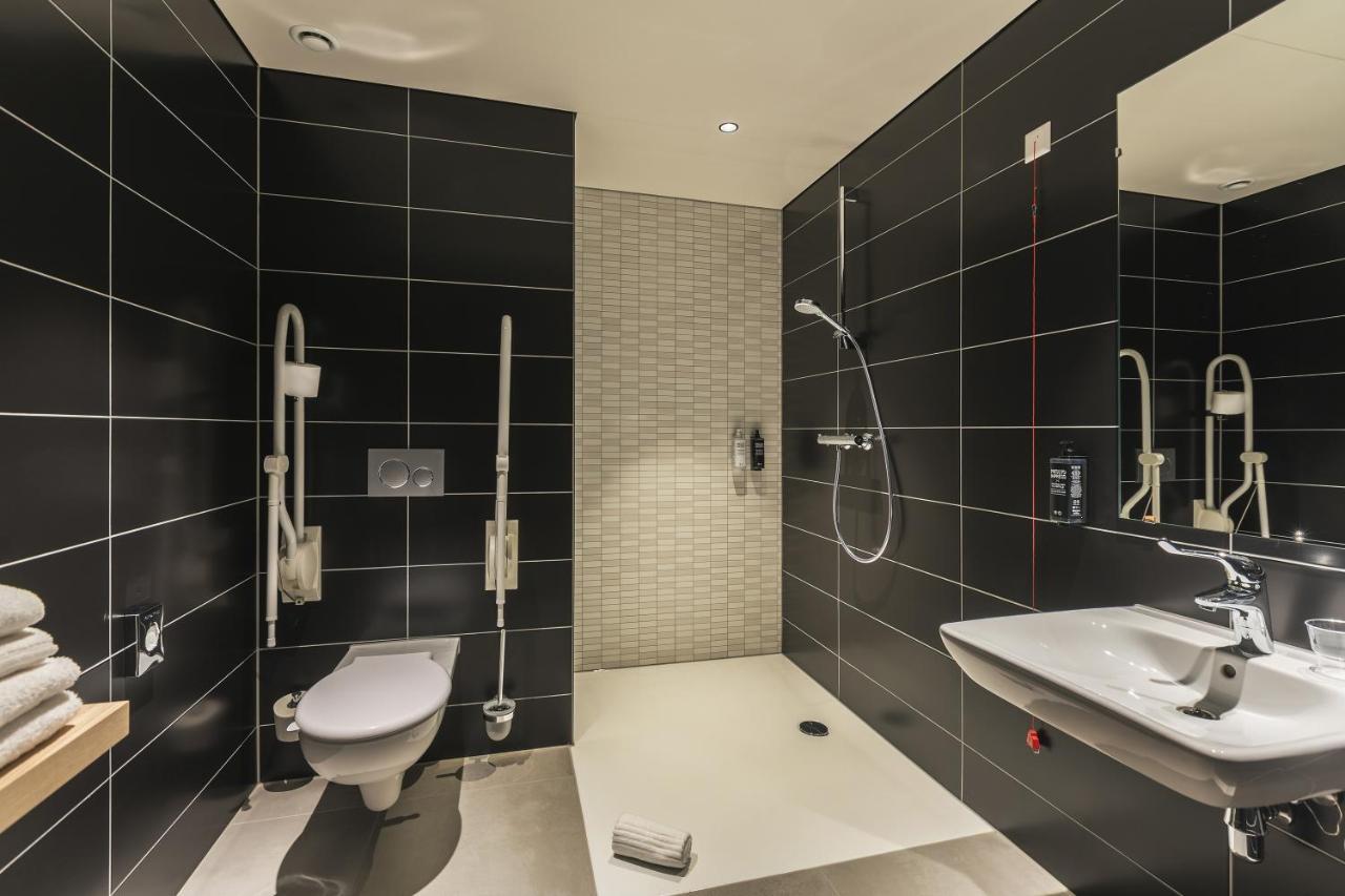 ホテル Ibis Styles Arnhem Centre エクステリア 写真