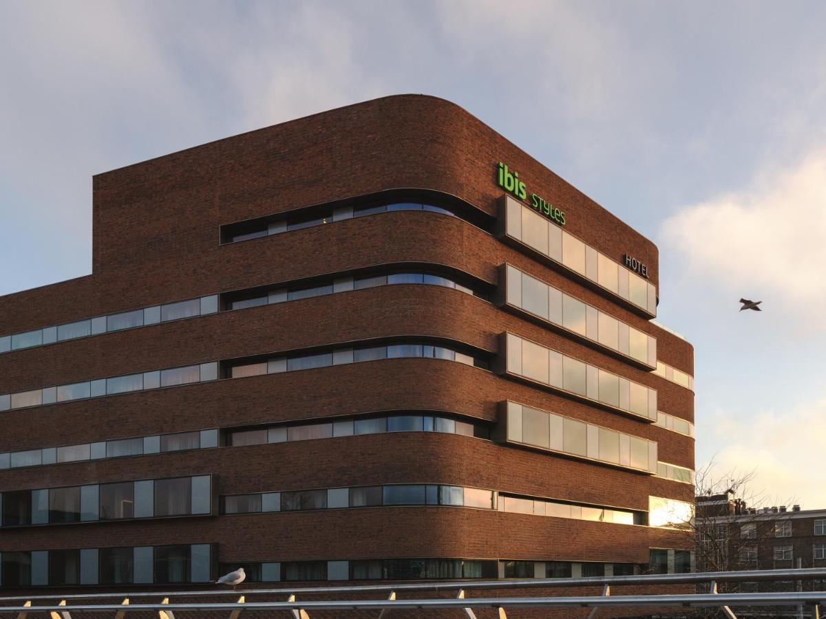 ホテル Ibis Styles Arnhem Centre エクステリア 写真